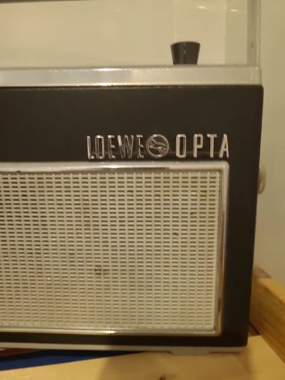 Radio Loewe Opta Autoport