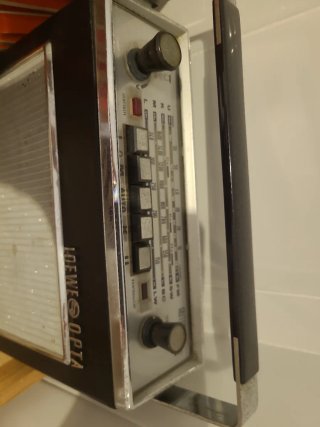 Radio Loewe Opta Autoport