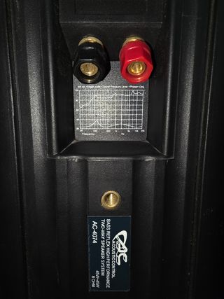 Altavoces AC 4074 (45w, 8ohm) + soportes