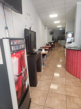 Restaurante kebab cafétéria todos muy équipados