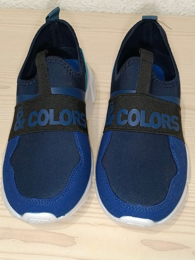ZAPATILLAS DEPORTIVAS N°33 SIN ESTRENAR
