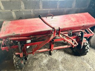 Sembradora de Maíz 3 Riegos