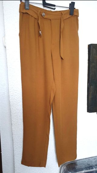 Pantalones Zara mostaza 
