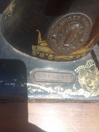 Máquina coser Singer antigua