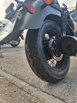 Moto UM renegade comando - 125cc