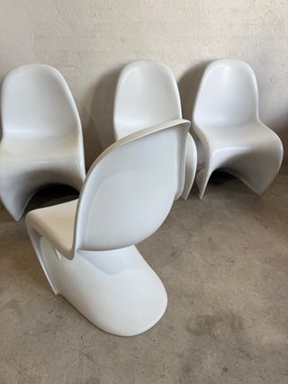 4 Sillas de diseño vintage blancas