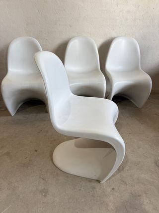 4 Sillas de diseño vintage blancas