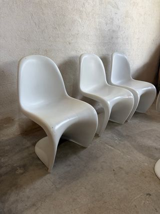 4 Sillas de diseño vintage blancas