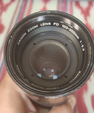 Objetivo Canon FD 100-200mm 1:5.6