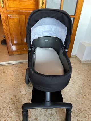 Inglesina Quad Pro: carrito plegable con capazo.