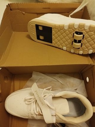 Scarpe rotelle Yushuai