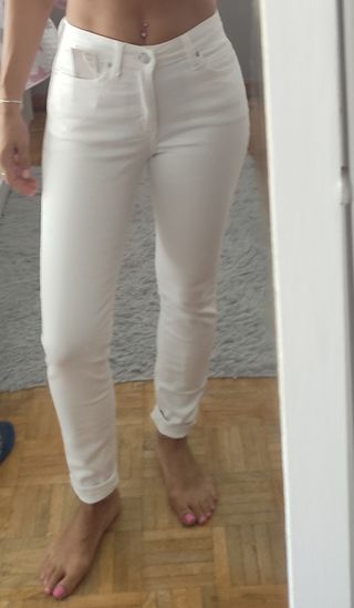 Jeans Zara blancos talla M