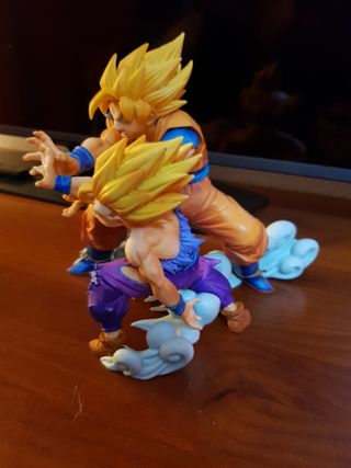 Figuras Goku y Gohan SSJ Dragon Ball