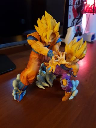 Figuras Goku y Gohan SSJ Dragon Ball