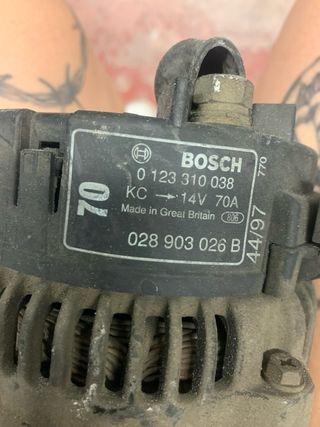 Alternadores usados para coche en buen estado.