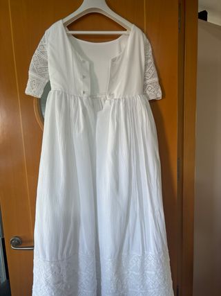 Vestido comunión niña blanco. precio original 550€