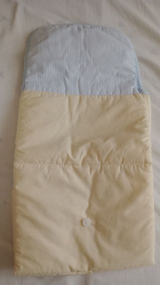 Bolso bebé+cambiador: amarillo claro y azul.