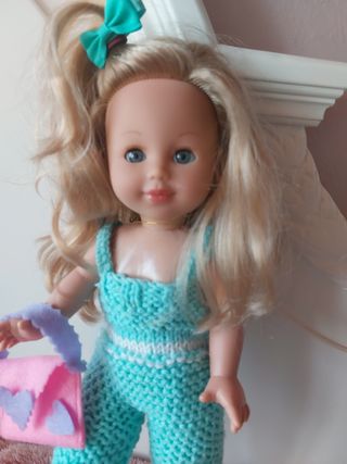 Muñeca Arias 40cm - Ropa tejida