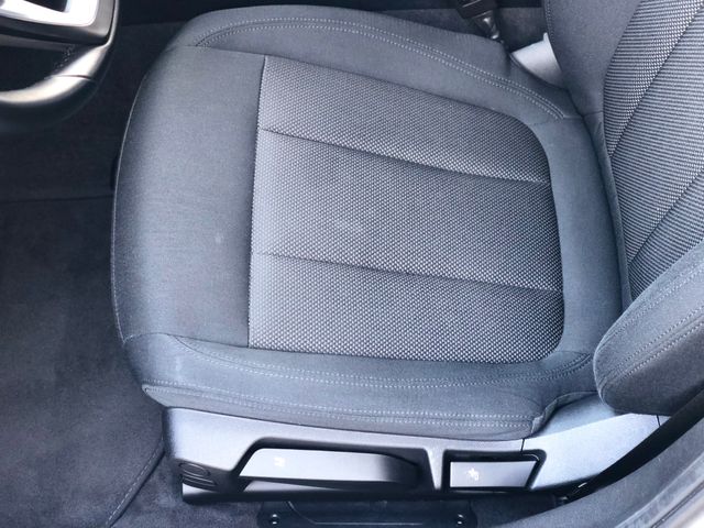 BMW 318dA TOURING G21.