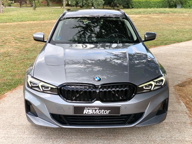 BMW 318dA TOURING G21.