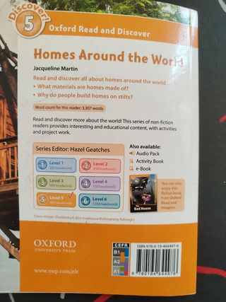 Oxford Read and Discover: Level 5: Homes Around...