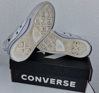 Converse blancas altas
