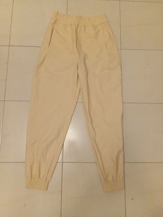 Pantalones Zara beige