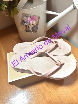 Chanclas Michael Kors Rosa