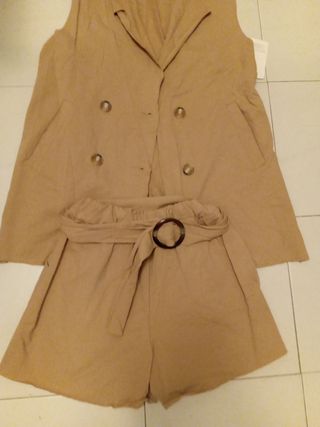 Conjunto top corto beige