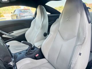 Peugeot RCZ 2010