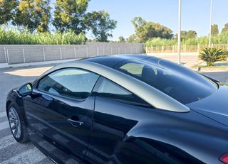Peugeot RCZ 2010