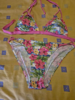 Bikini estampado flores🌺