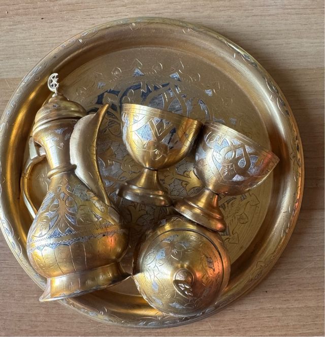 Set caffè in metallo dorato