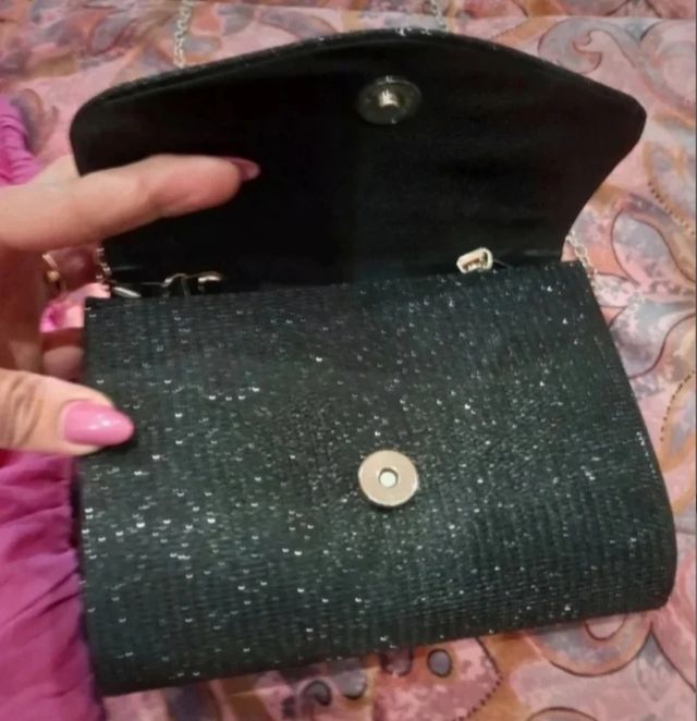 Borsa nera glitterata con tracolla