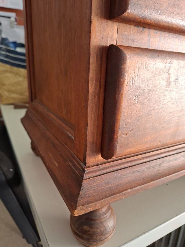 Mesilla madera antigua 3 cajones