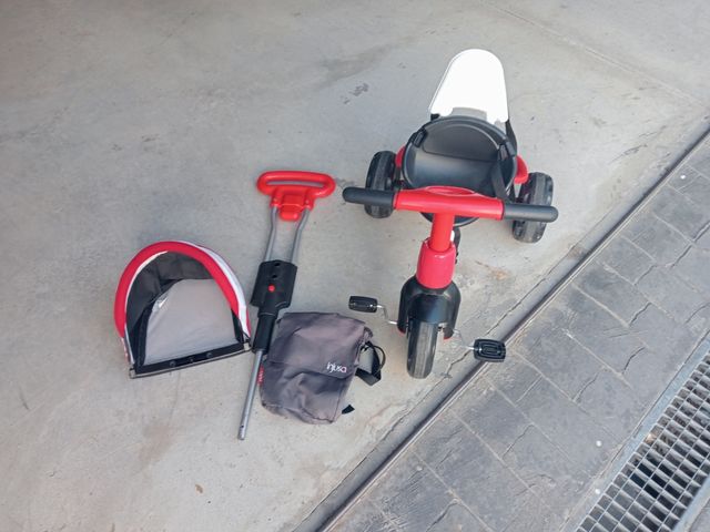 Triciclo infantil con barra parental y parasol