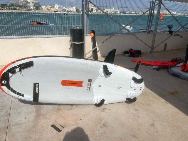 Windsurf Foil: Tabla + Foil