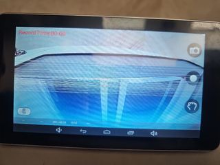 Cámara coche: DVR con rayas en la pantalla.