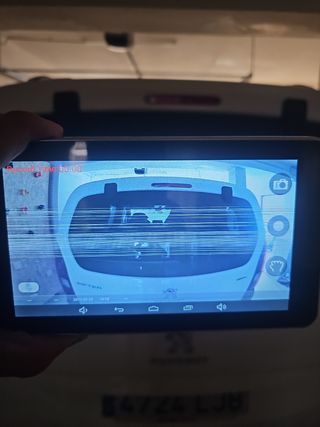 Cámara coche: DVR con rayas en la pantalla.