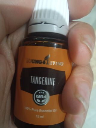 Aceite esencial de mandarina Young Living (15ml)