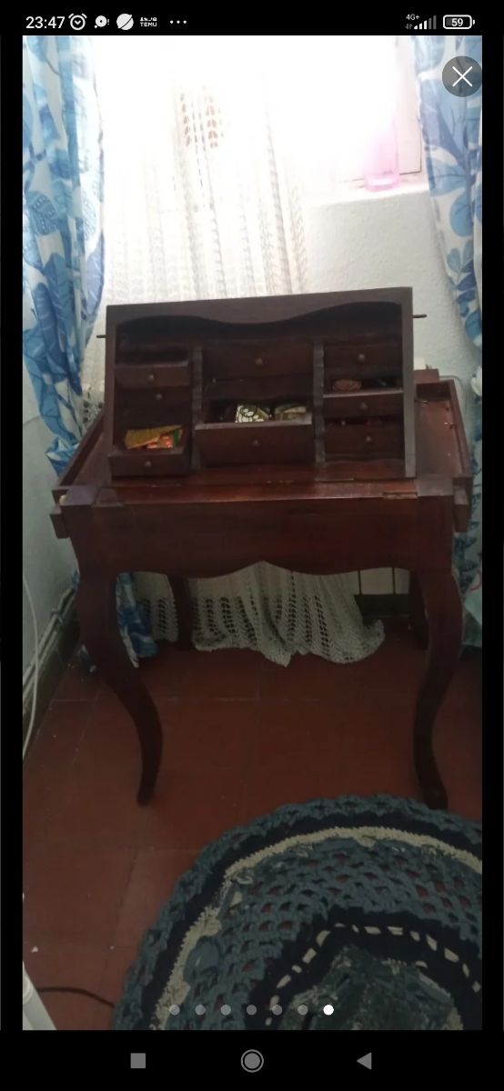 Scrivania antica in legno