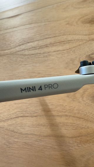 DJI Mavic Mini 4 pro combo vuela mas