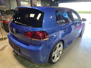 Volkswagen Golf R20 2011 (270cv)