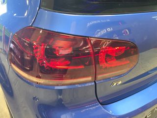 Volkswagen Golf R20 2011 (270cv)