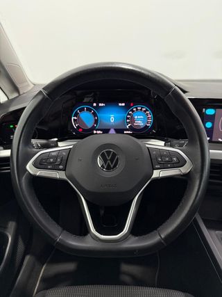 Volkswagen Golf 2021