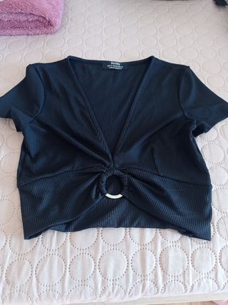 Top negro Bershka -