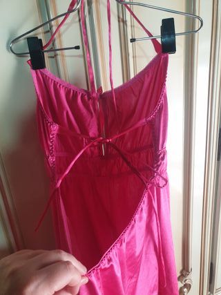 Camisón de Satén Rosa 