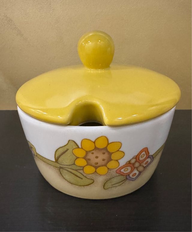 Formaggiera Thun gialla fiori