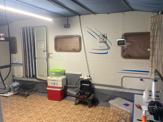 Caravana Knaus Azur 1800kg