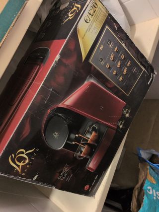 Cafetera Philips Lor Barista, roja